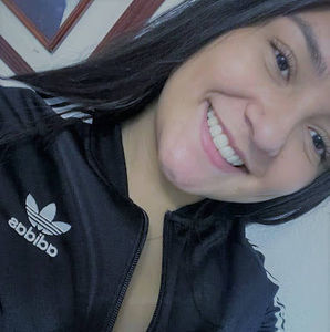 Meet your Posher, Valentina